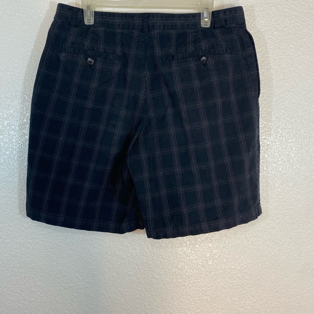 👁️ 3 x 20 plus reg shipping Men’s shorts 34 x 9.5”